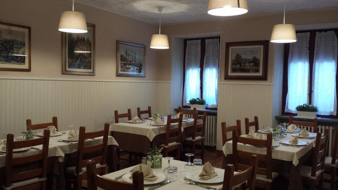 Albergo Ristorante Da Tunon Oviglio ภายนอก รูปภาพ